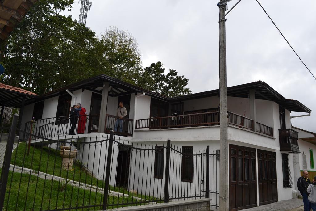 Casa De La Ciencia Villa ซาเลนโต ภายนอก รูปภาพ